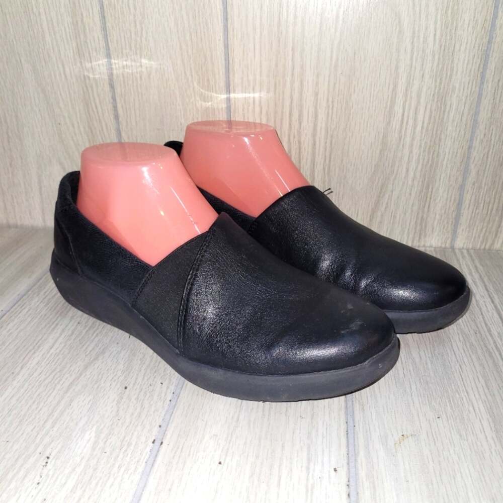 Clarks Collection Kayleigh Womens Black Leather Step Loafers Comfort Shoes 8